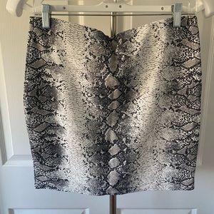 Boohoo snake print body con skirt